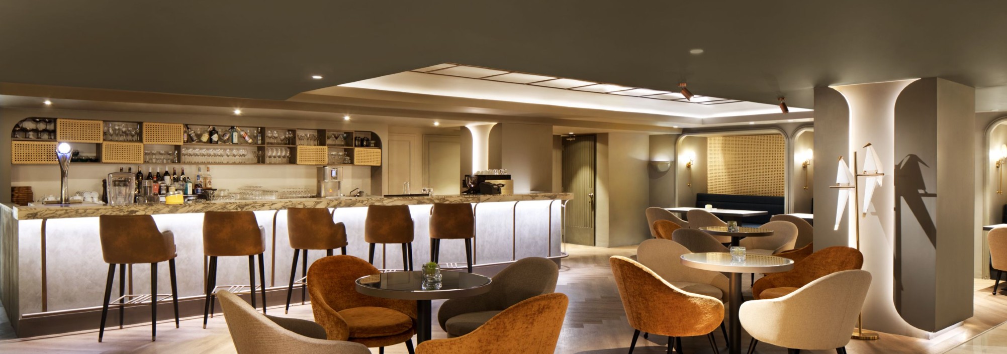 lobby-lounge-mercure-jakarta-batavia-balitravel