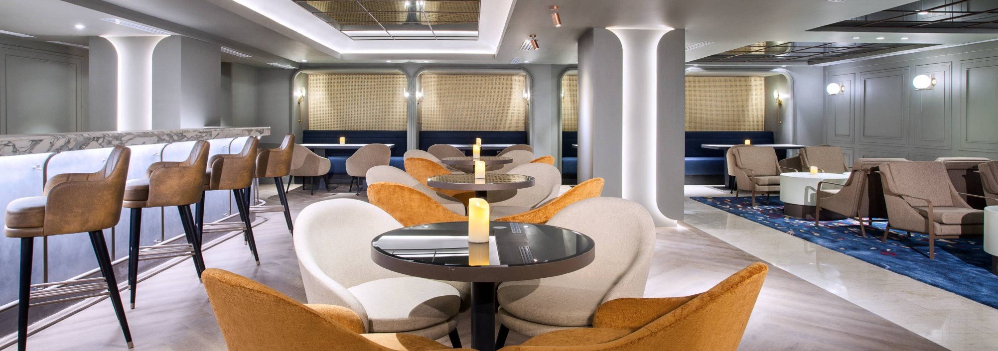 lounge-lobby-mercure-jakarta-batavia-balitravel