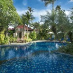 pool-parigata-villas-resort-bali-travel