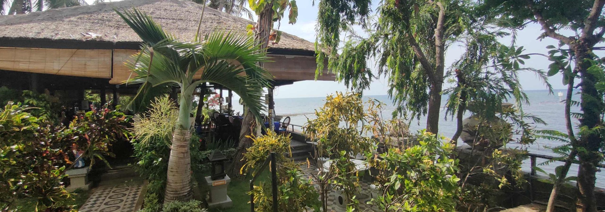 view-adirama-beach-hotel-lovina-balitravel