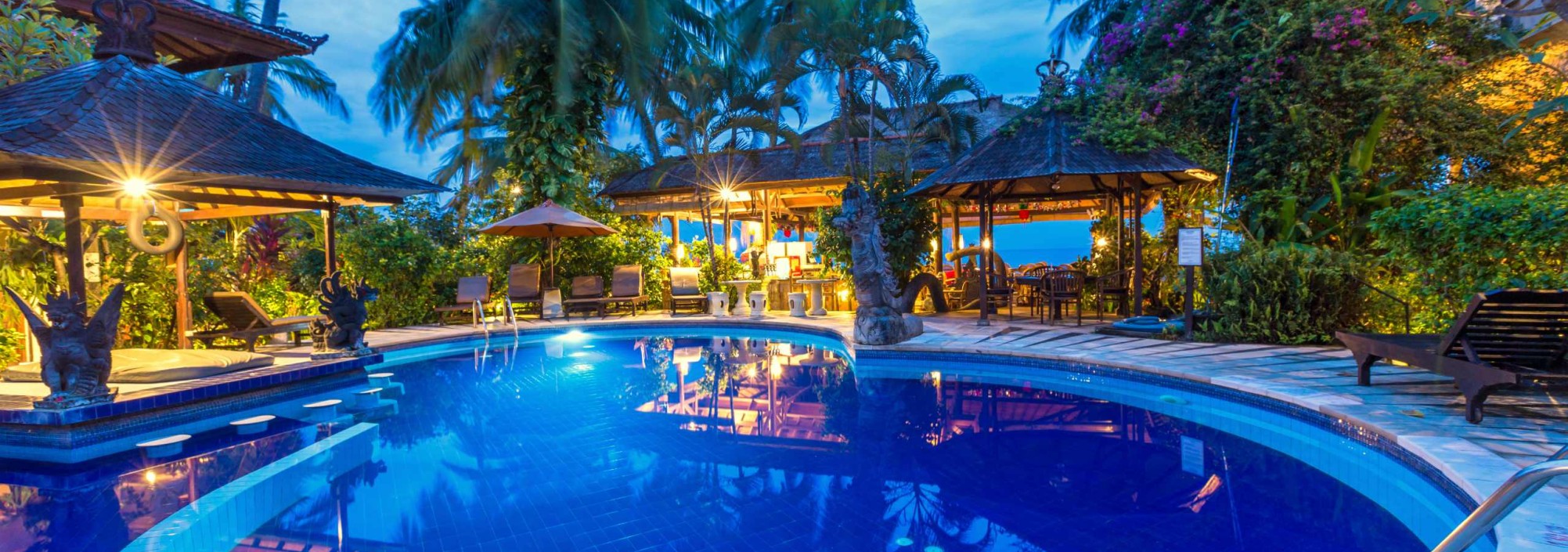 zwembad-adirama-beach-hotel-lovina-balitravel