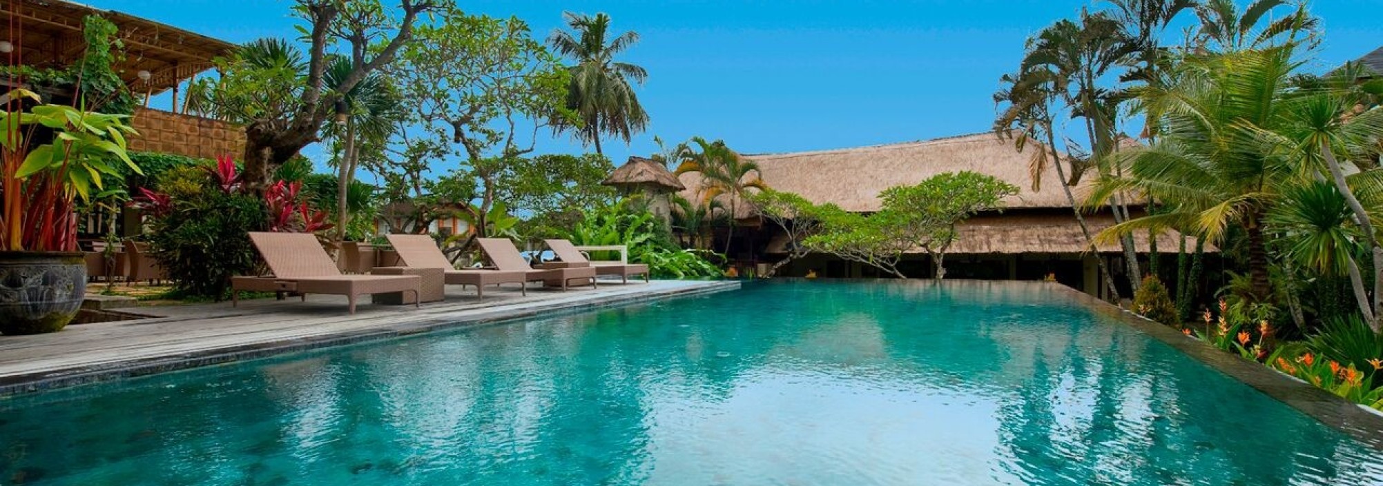 7-pertiwi-cottages-zwembad