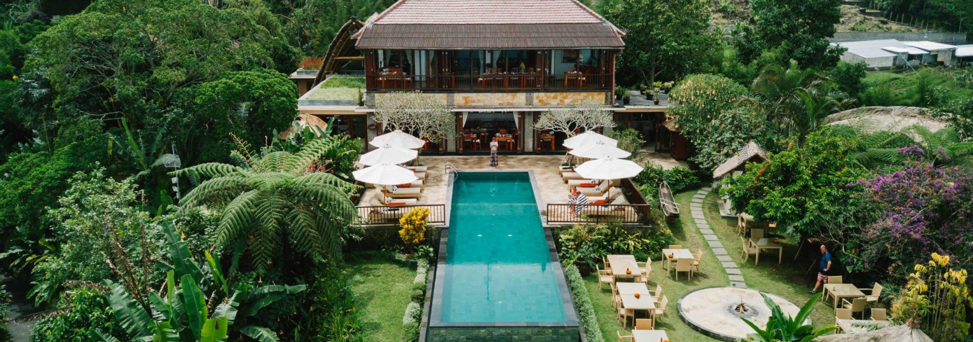 aerial-pool-munduk-mooding-plantation-balitravel