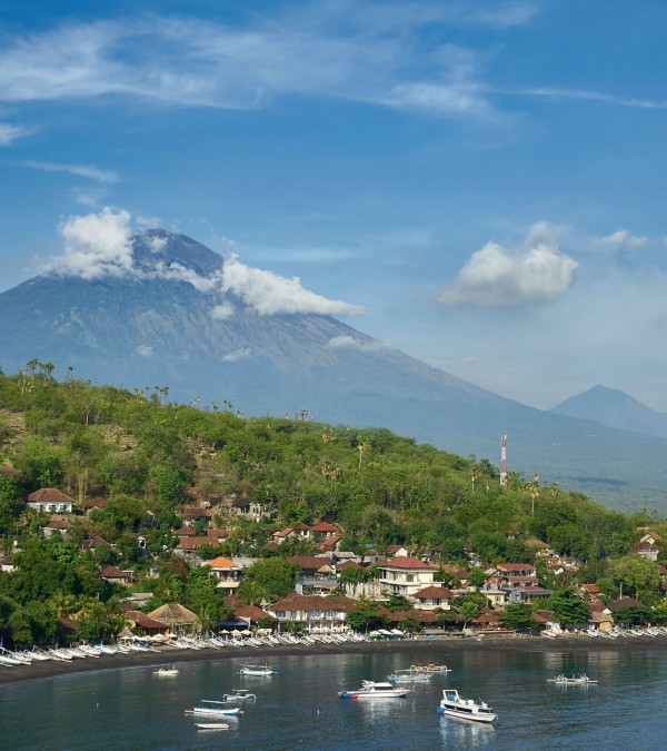 amed-beach-bali-unsplash-balitravel