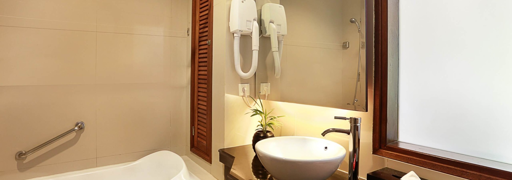 badkamer-deluxe-kamer-respati-bali