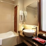 badkamer-deluxe-kamer-respati-bali