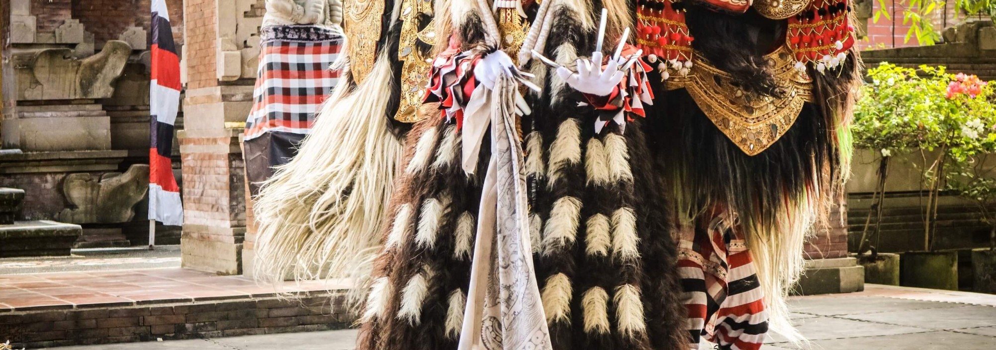 barong-dans-goed-kwaad-bali-1