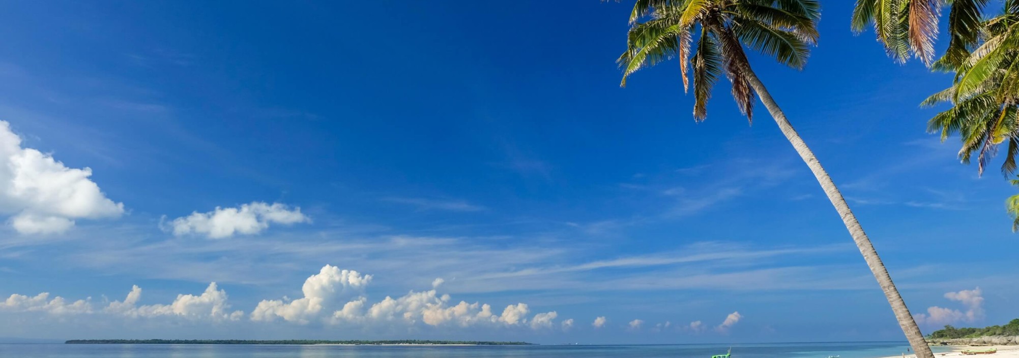 bira-beach-sulawesi-balitravel