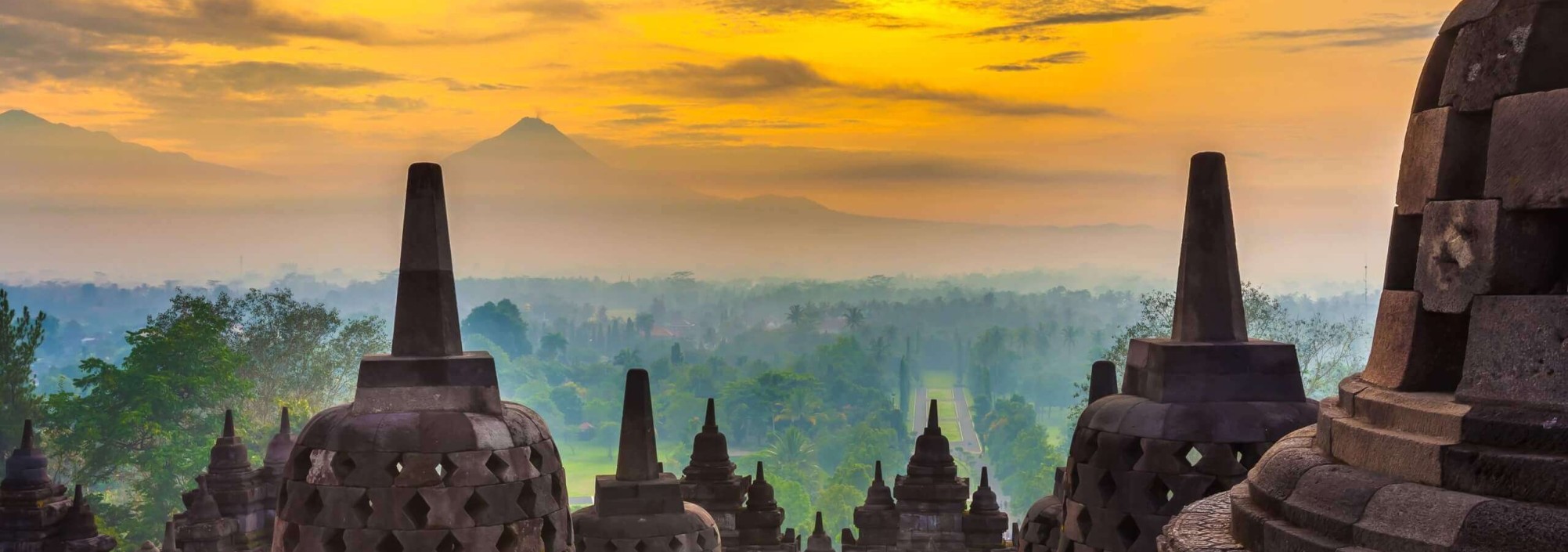 borobudur-tempel-java-balitravel