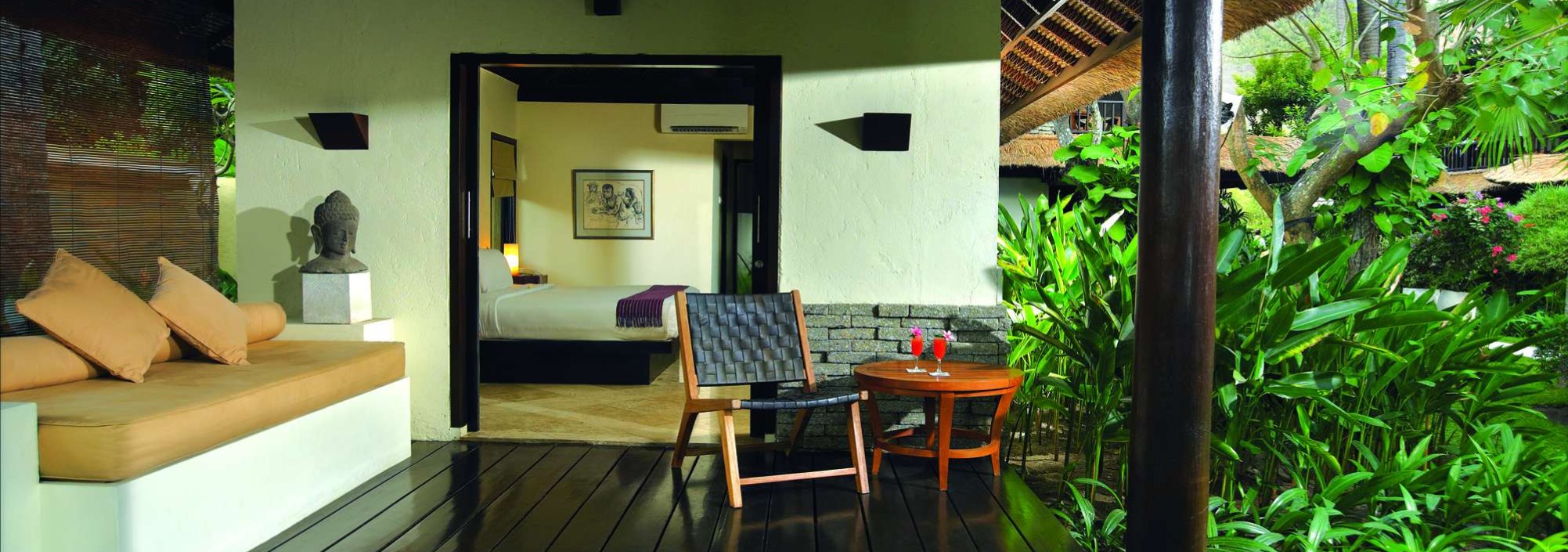 buiten-gardenview-qunci-villas-senggigi-balitravel