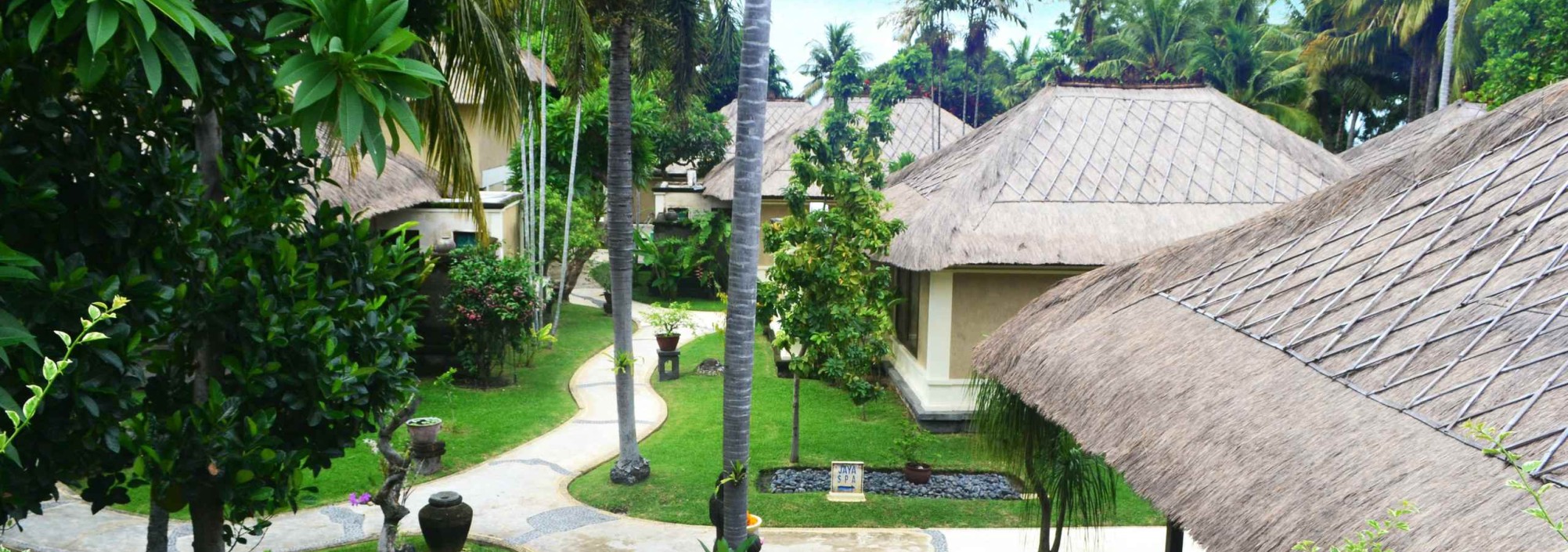 bungalows-puri-bagus-lovina
