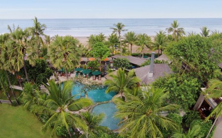 coco-pool-legian-beach-hotel-bali-travel