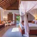 deluxe-bungalow-taman-sari-balitravel