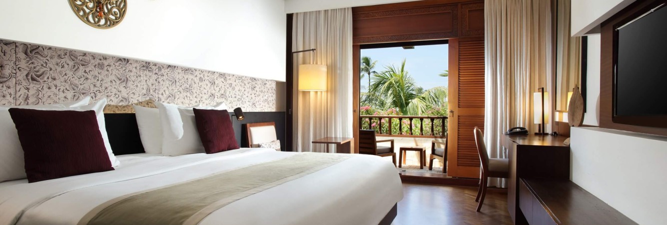 deluxe-kamer-nusa-dua-beach-hotel-bali-travel-1