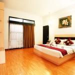 deluxe-kamer-puri-saron-resort-seminyak-balitravel