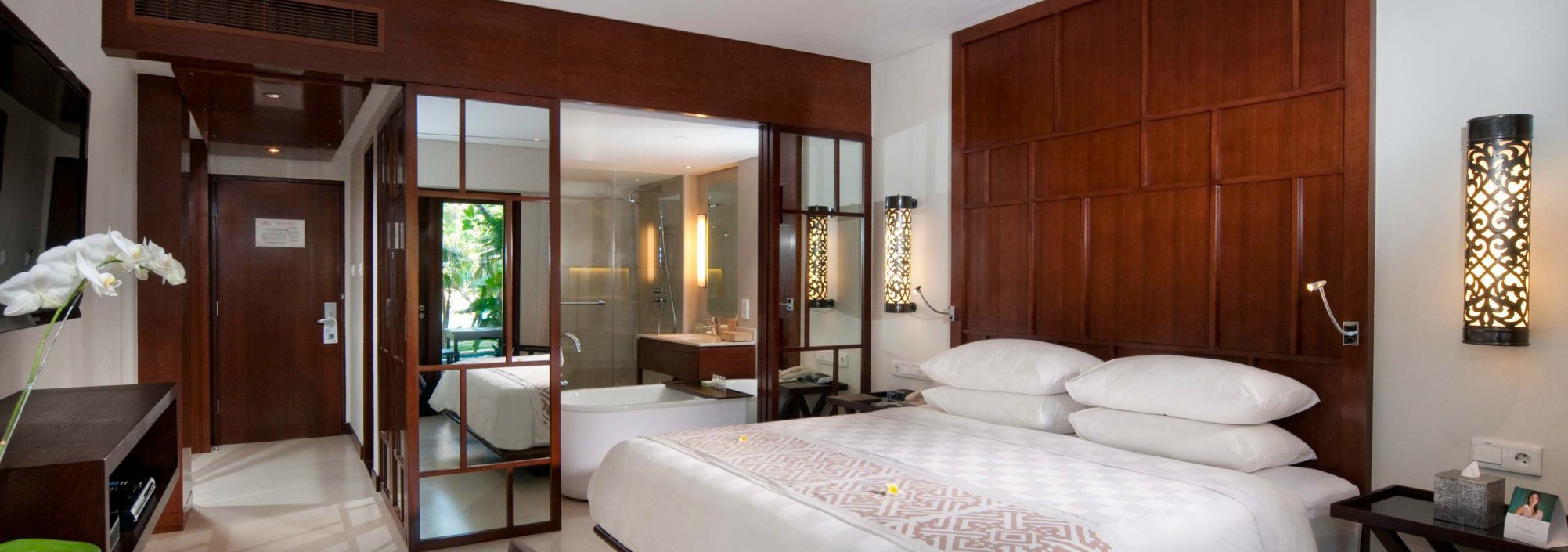 deluxe-room-padma-resort-legian-balitravel