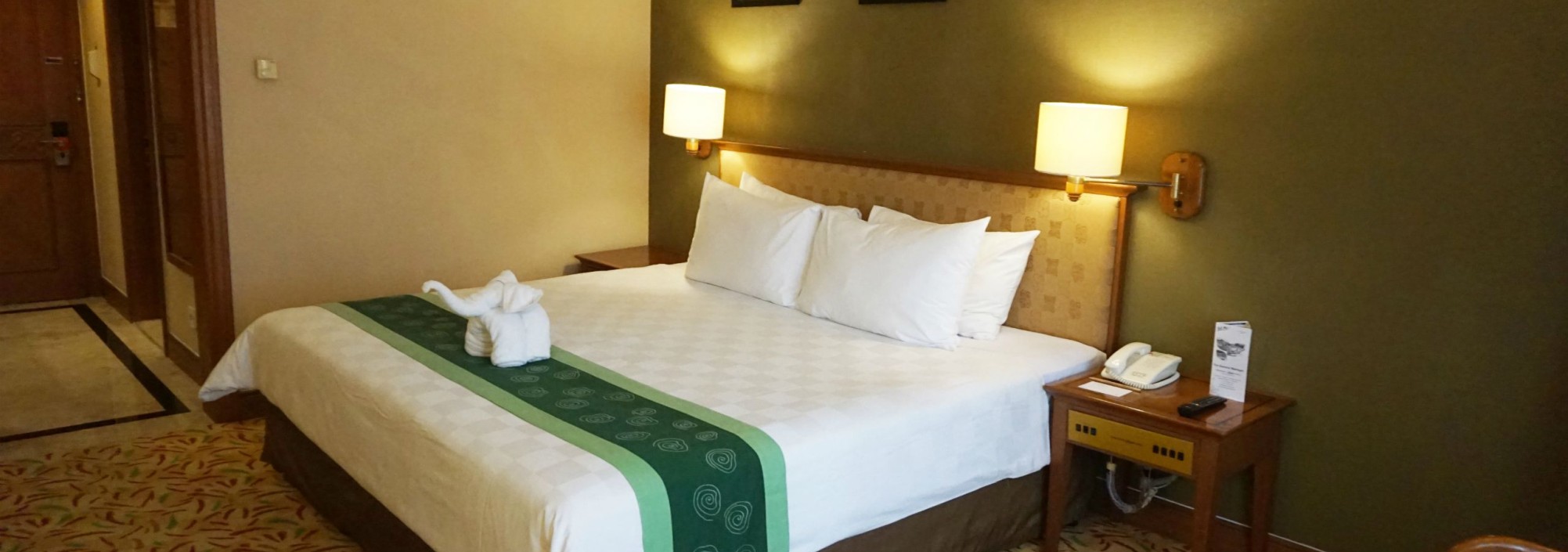 deluxe-room-prime-plaza-hotel-jogyakarta-balitravel