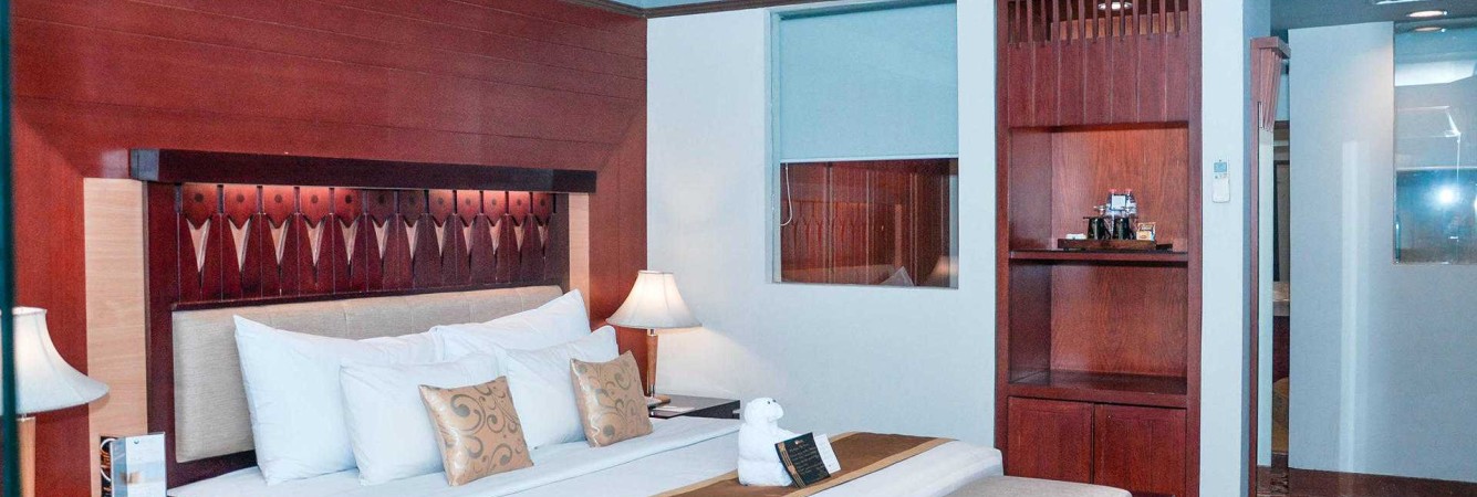 deluxe-savoy-homann-bandung-balitravel