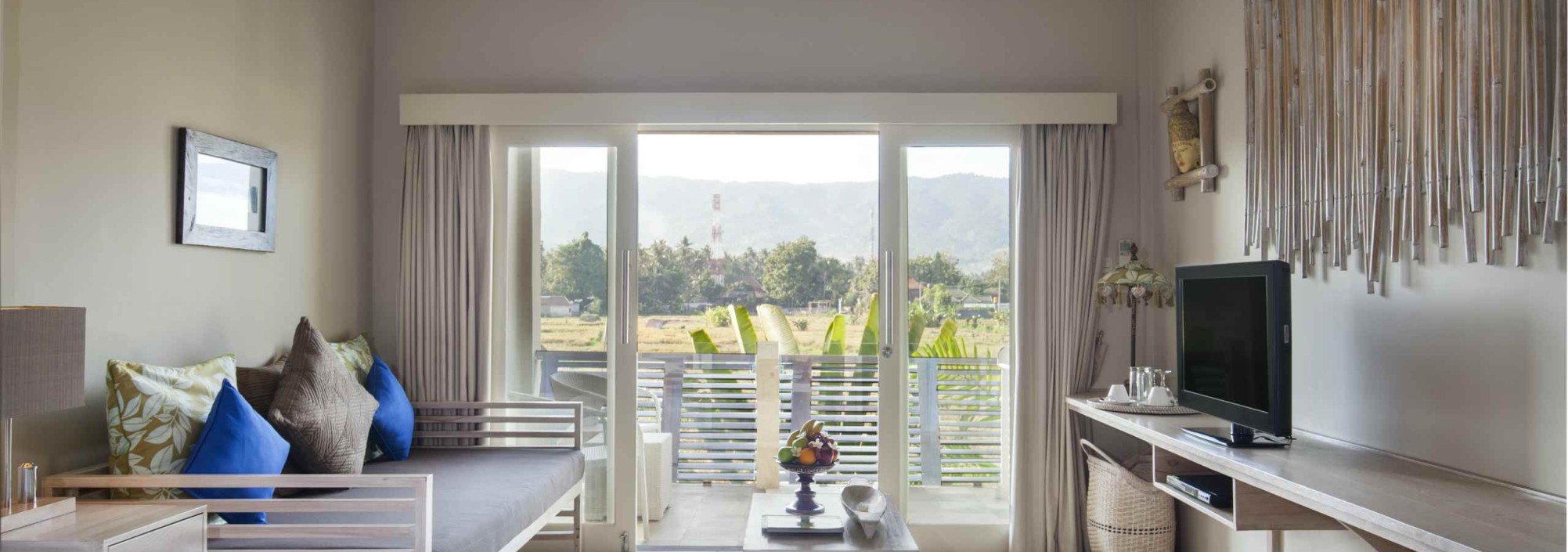 deluxe-studio-the-lovina-balitravel