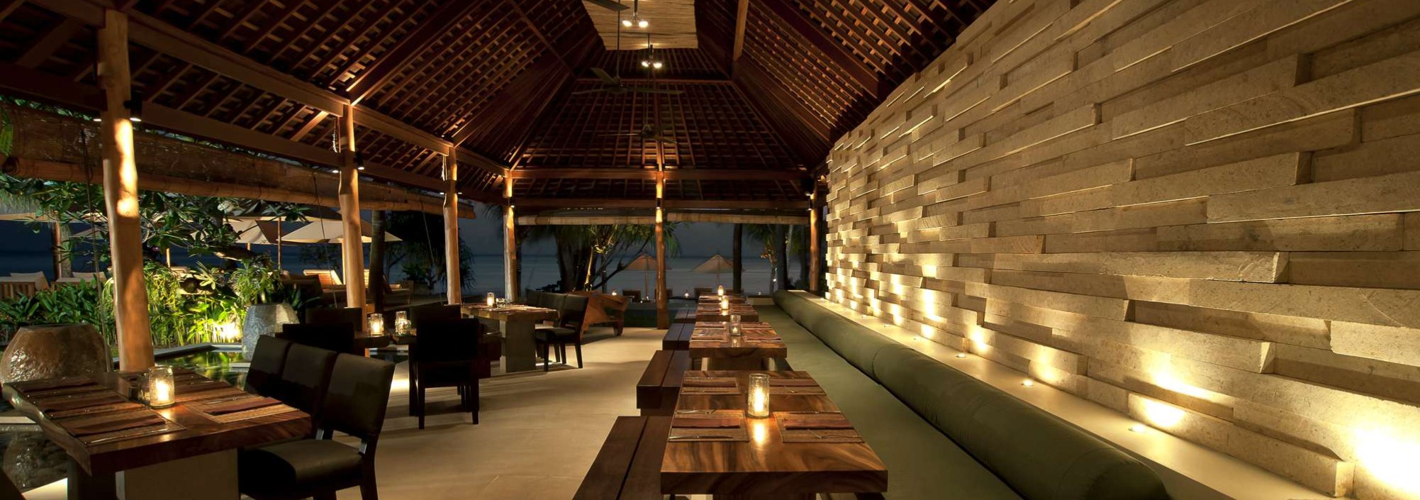 dining-qunci-villas-senggigi-balitravel