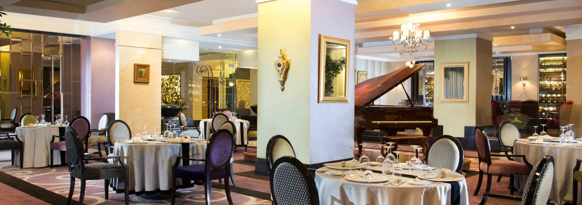 dining-the-papandayan-bandung-balitravel