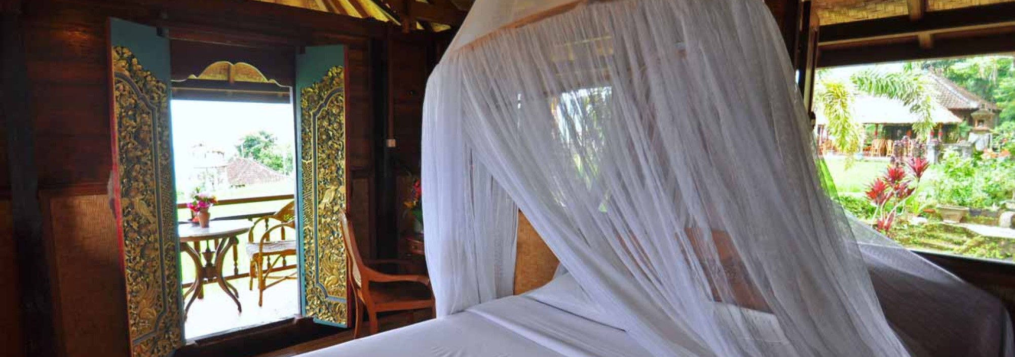 double-bed-puri-lumbung-balitravel-1