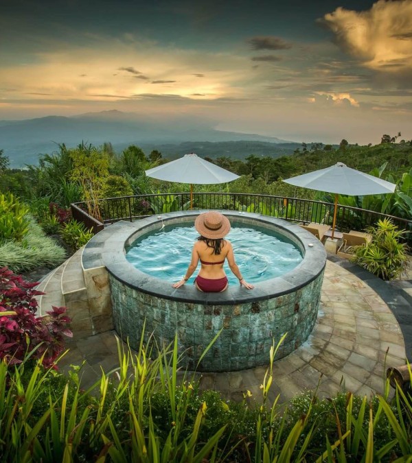 ervaar-luxe-munduk-moding-plantation-balitravel