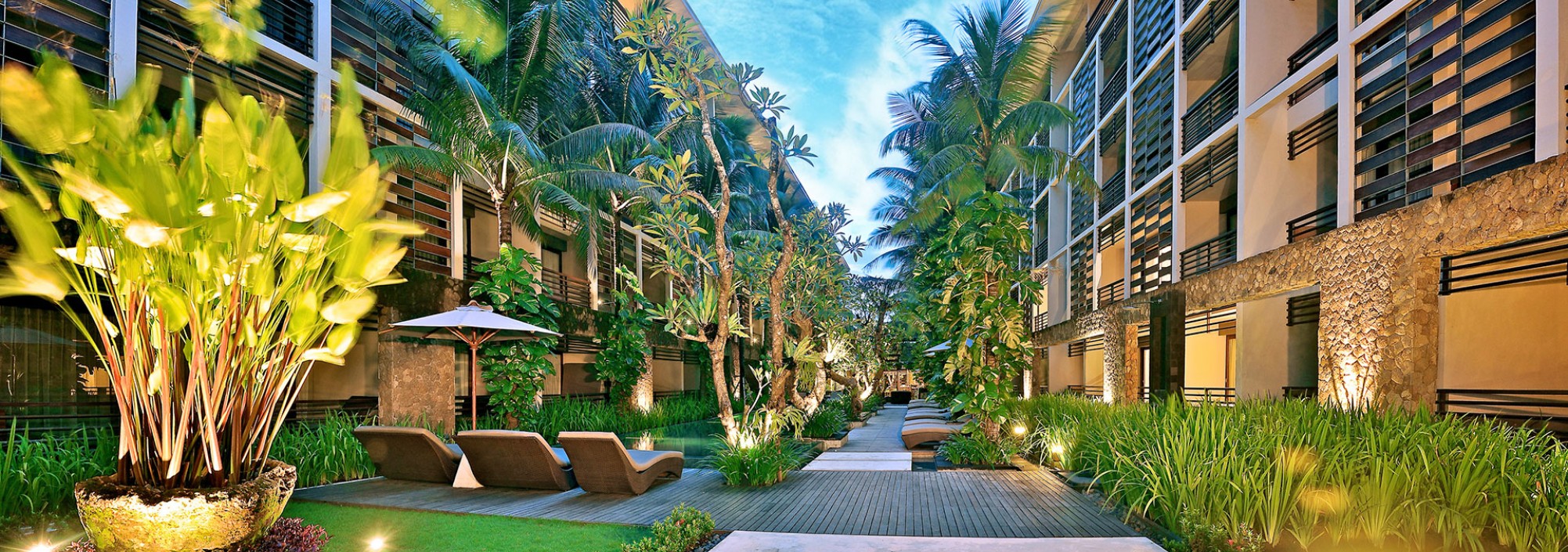 exterior-the-haven-bali-seminyak
