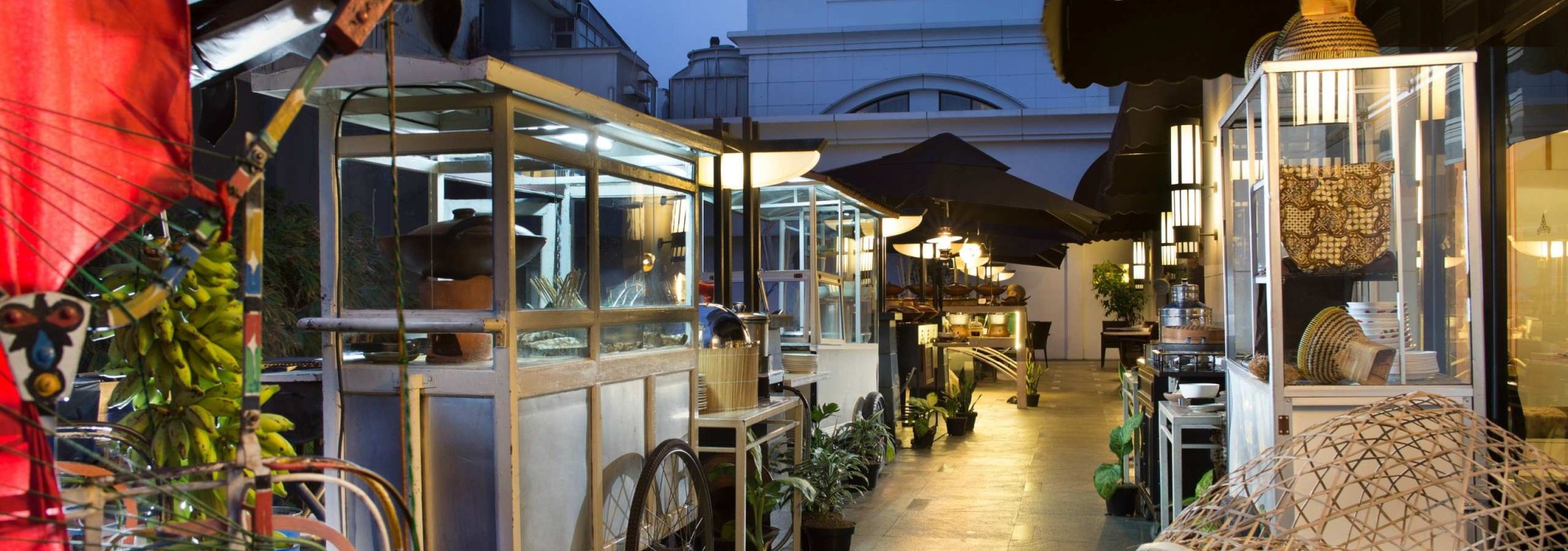 exterior-the-papandayan-bandung-balitravel