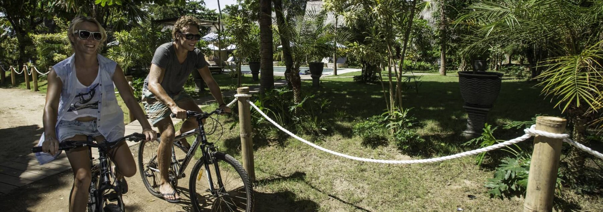 fietsen-nusa-lembongan-bali-travel