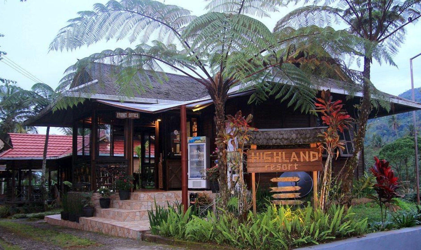 front-highland-resort-tomohon-sulawesi-1