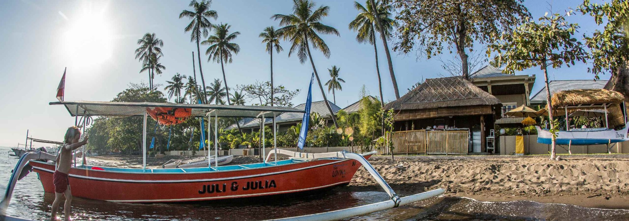 fun-beach-the-lovina-balitravel