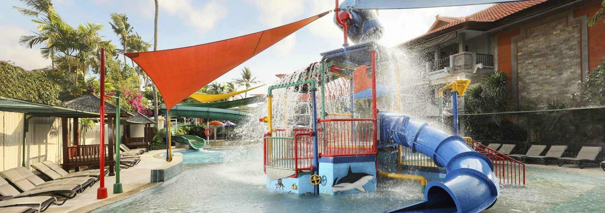 glijbaan-kids-bali-dynasty-resort-balitravel