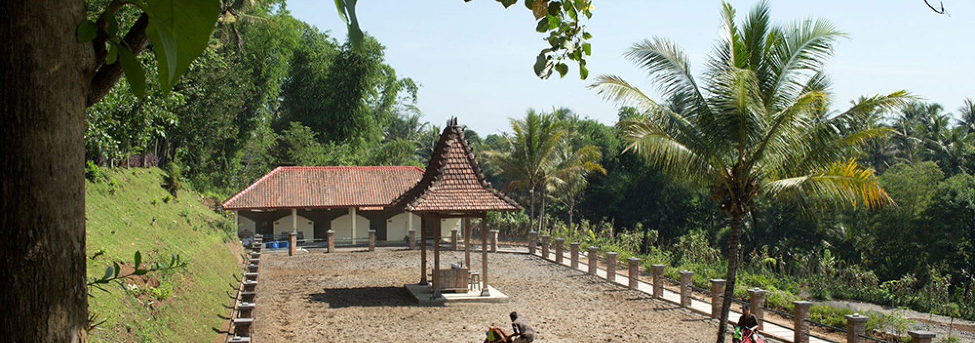 horse-back-riding-plataran-borobudur