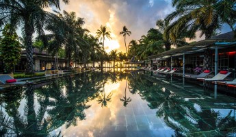 infinity-pool-segara-village-resort-balitravel