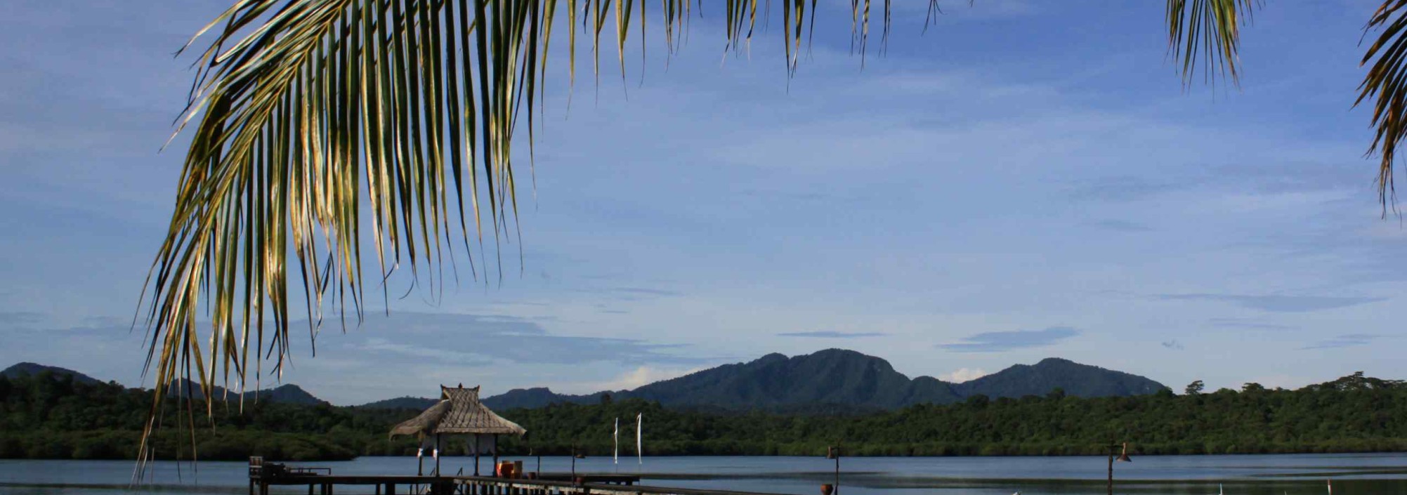 jetty-view-naya-gawana-resort-balitravel