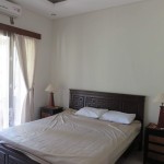 kamer-traditioneel-erf-overnachten-lokale-familie-bali