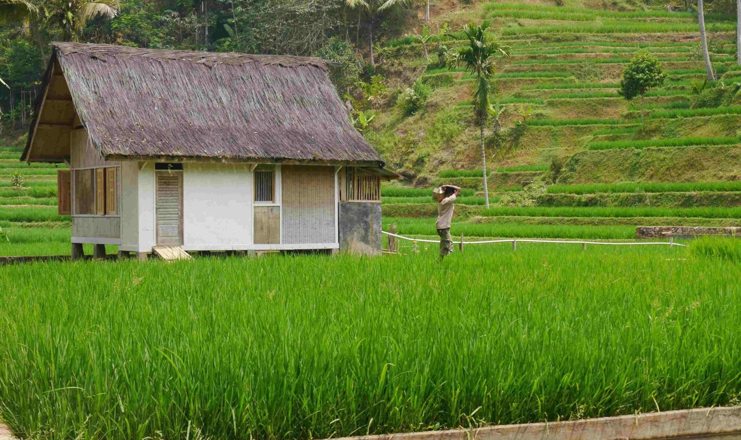 kampung-naga-traditioneel-dorp-excursie-java