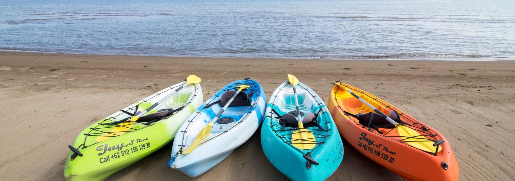 kayak-puri-sari-beach-hotel-labuan-bajo