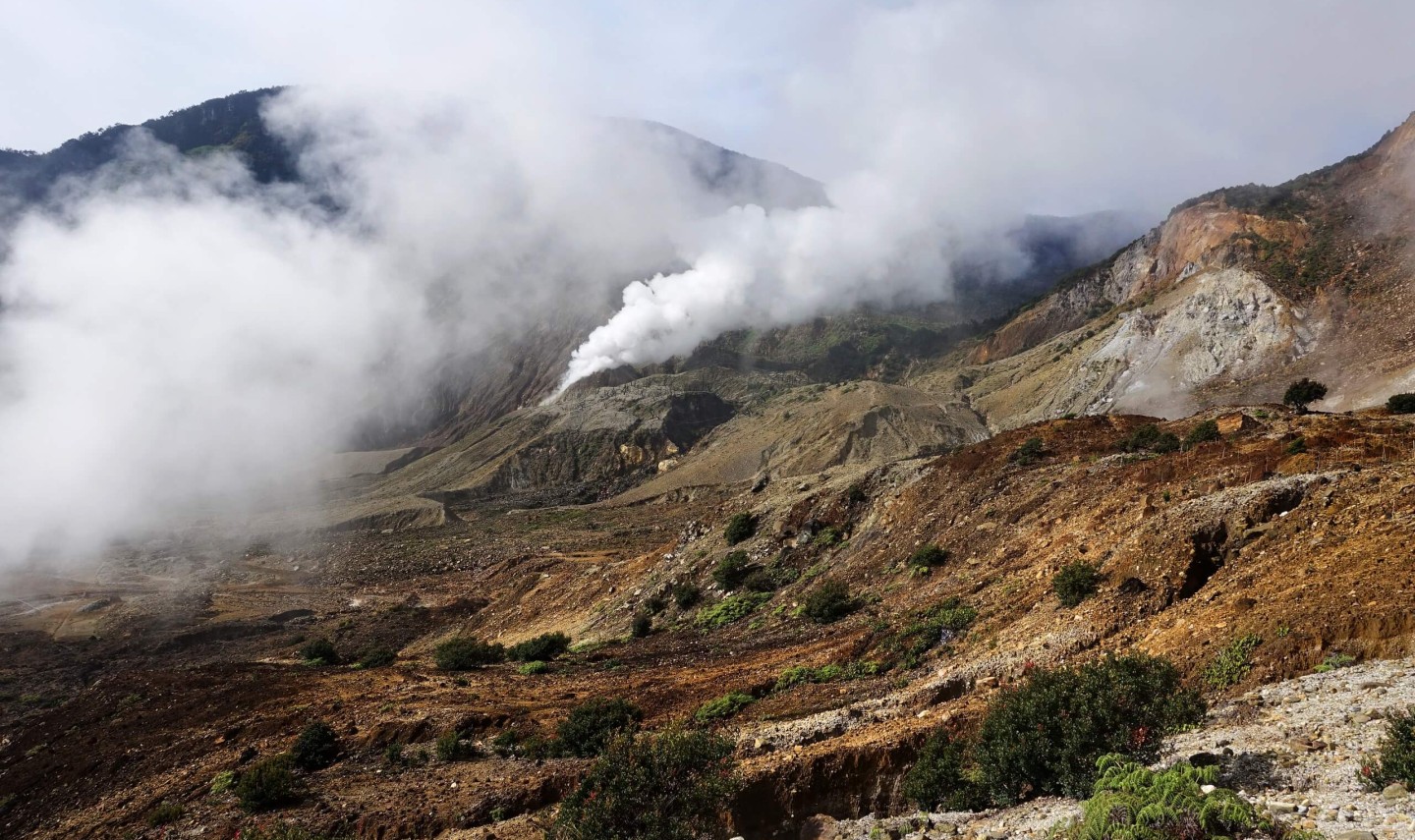 krater-papandayan-vulkaan-java