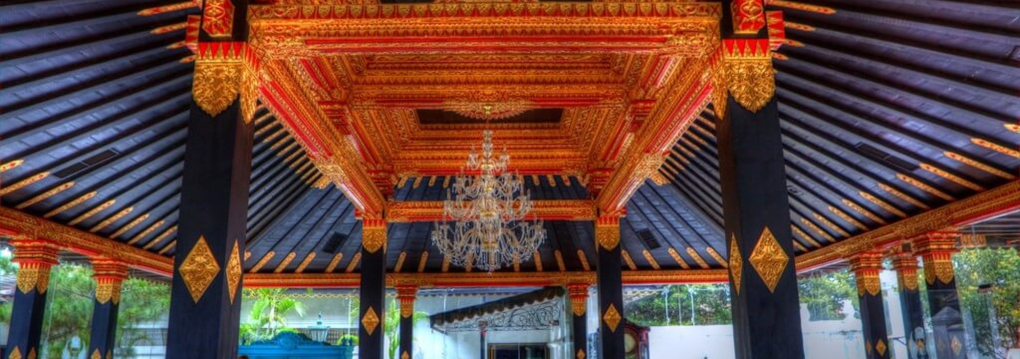 kraton-yoyakarta-java