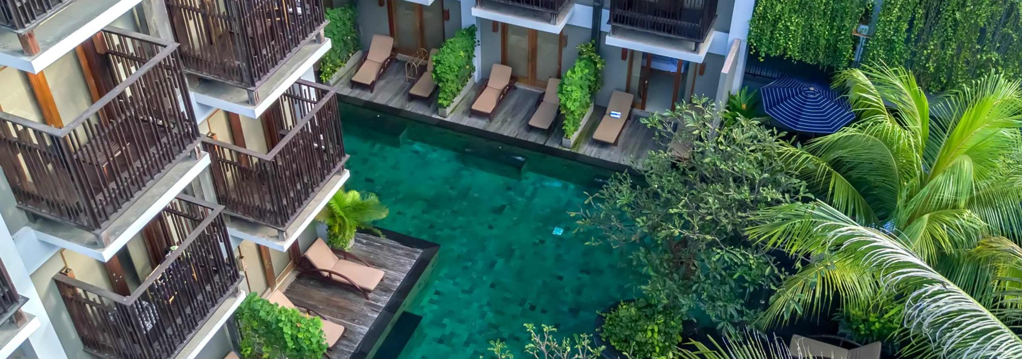 lagoon-pool-oasis-lagoon-resort-balitravel