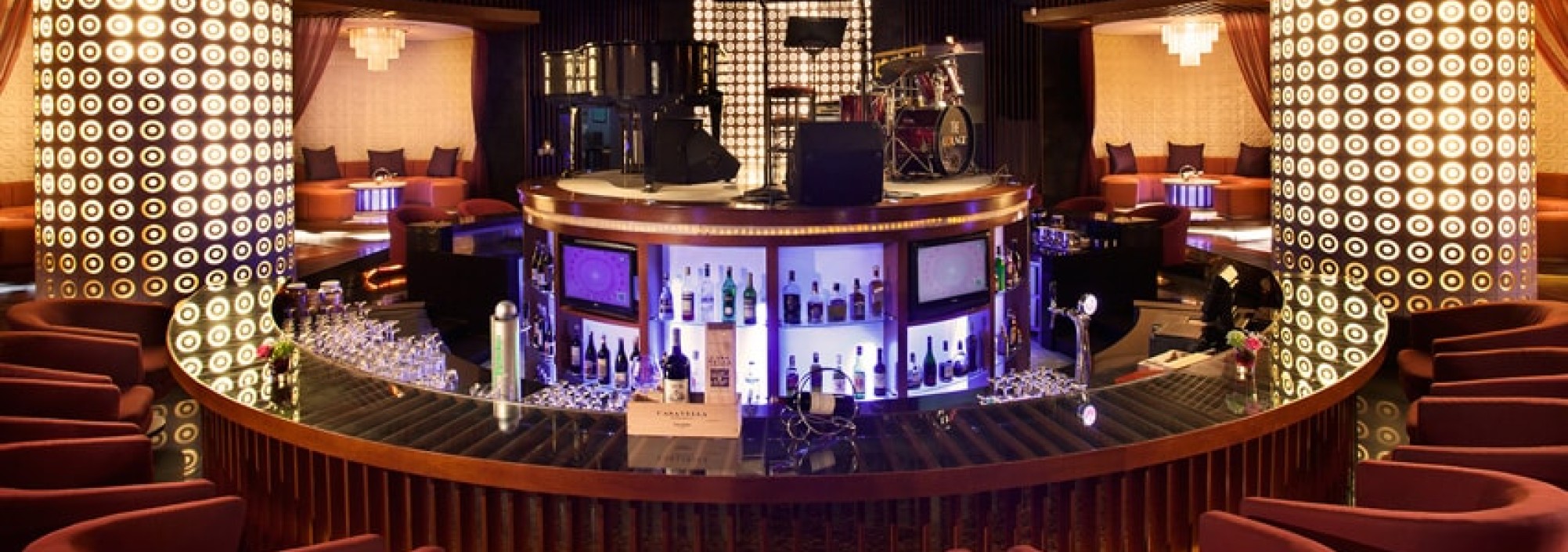 le-grandeur-lounge-jakarta-balitravel