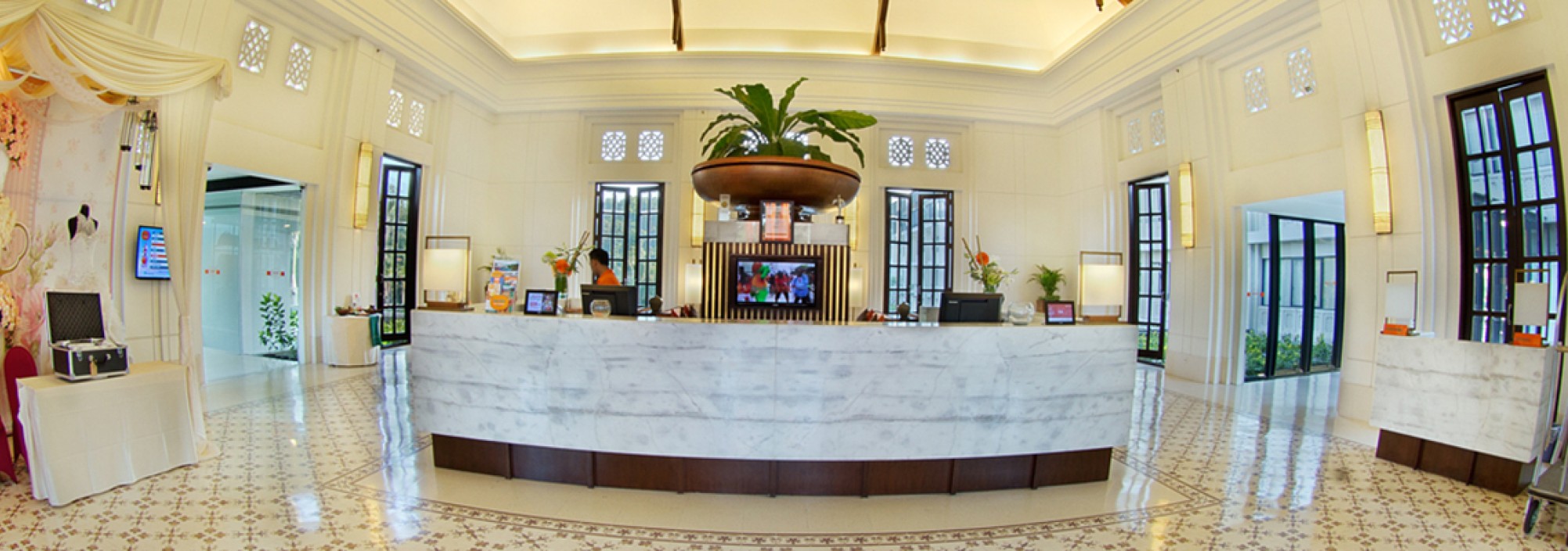 lobby-harris-hotel-malang