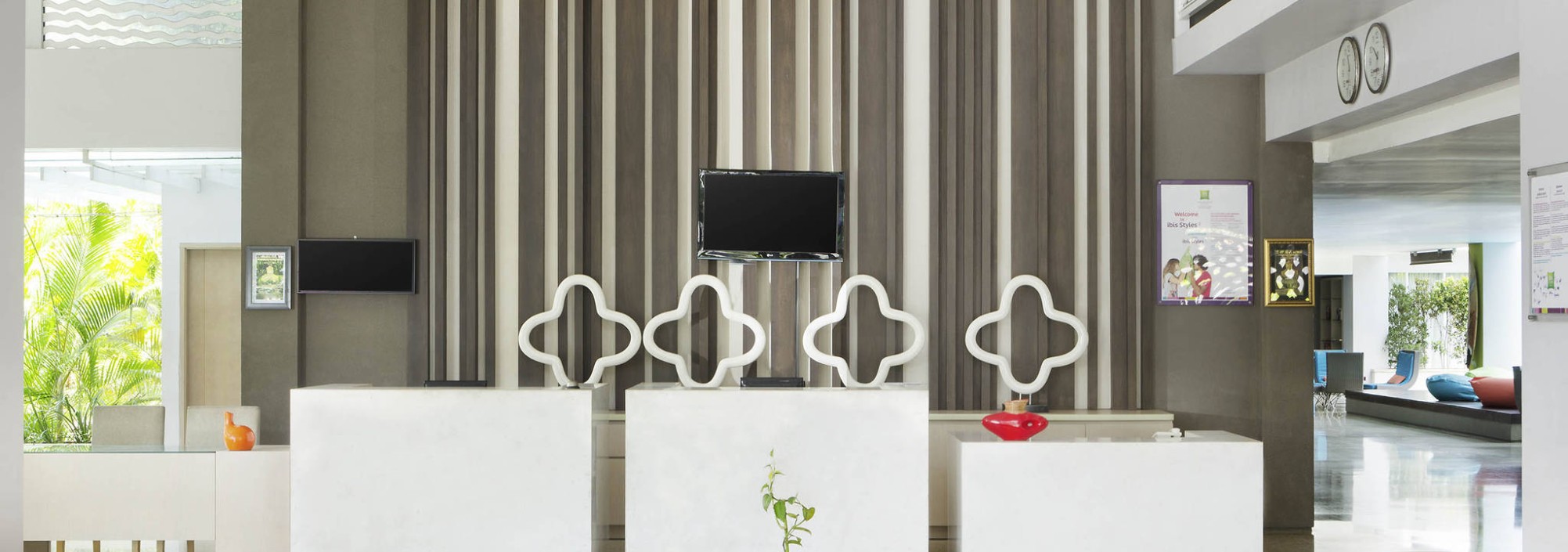 lobby-ibis-styles-bali-benoa