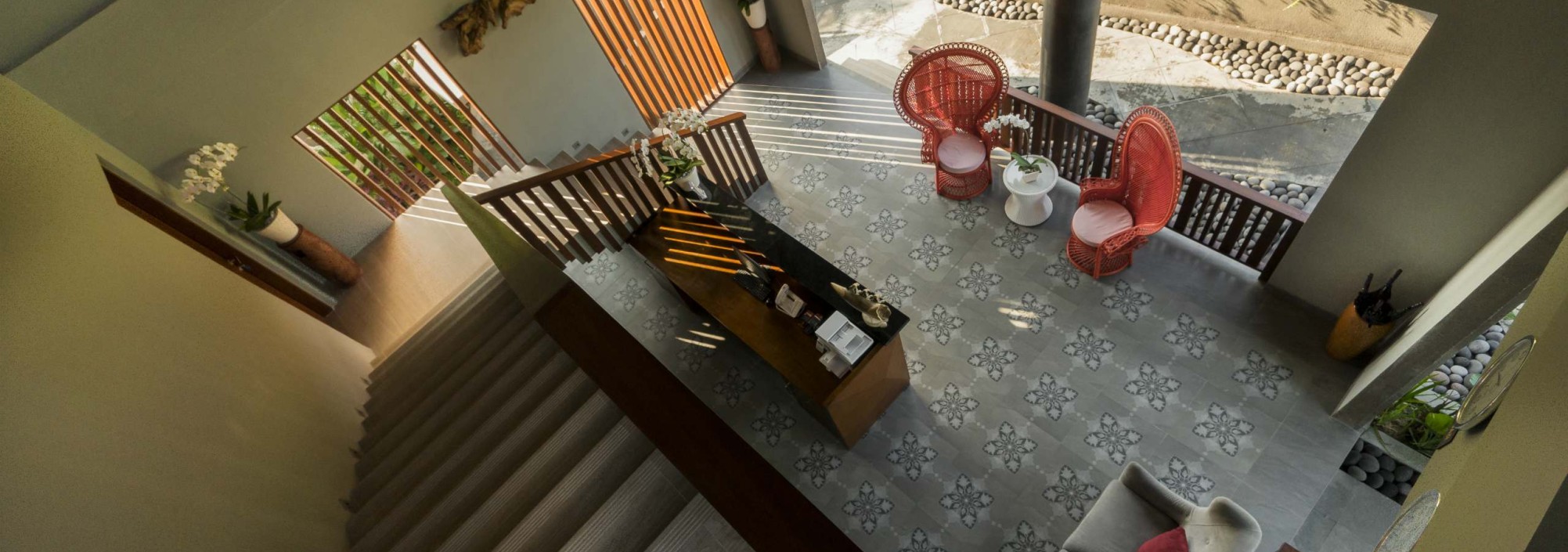 lobby-in-het-sense-canggu-beach-hotel