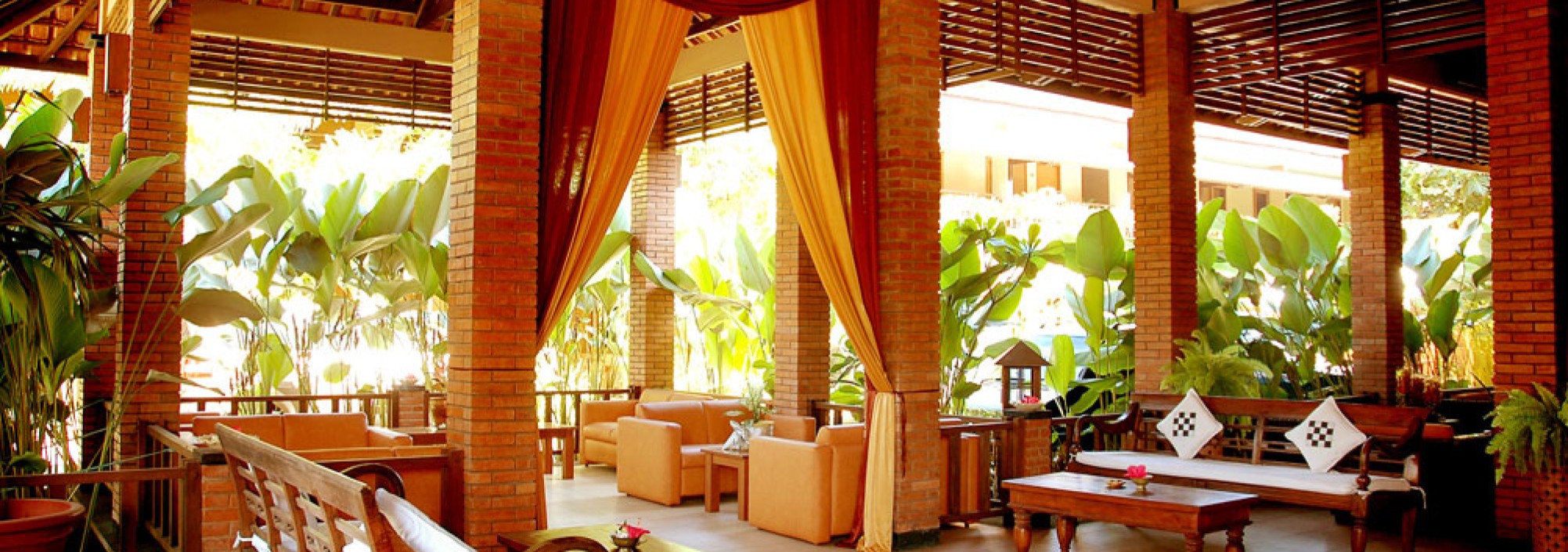 lobby-nyiur-indah-resort-pangandaran-balitravel