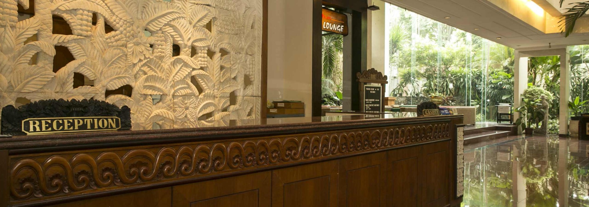lobby-receptie-parigata-resort-spa-balitravel