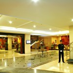 lobby-rocky-plaza-hotel-padang-sumatra