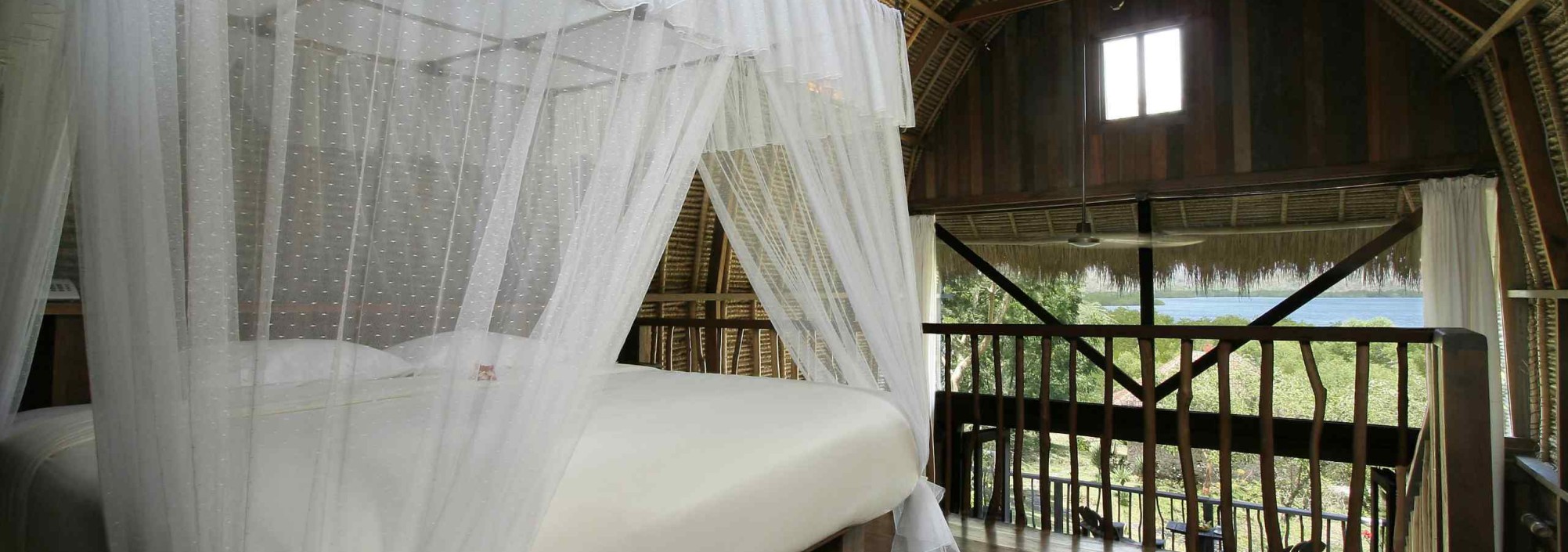 lumbung-suite-naya-gawana-resort-balitravel